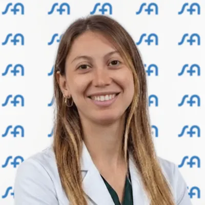 Dra. Tamara Carolina, Azar