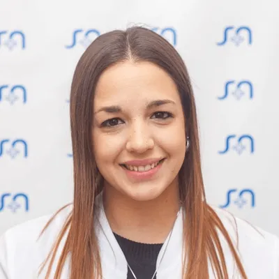 Dra Amicucci, Romina