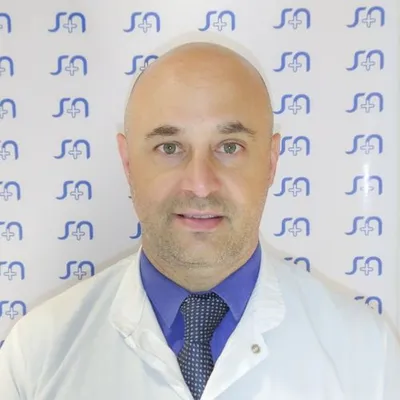 Dr Arias, Marcelo