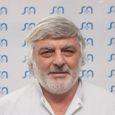 Dr Calvo, Bernardo