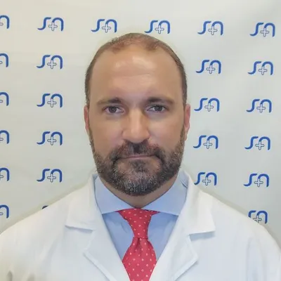 Dr Caresani, Julián