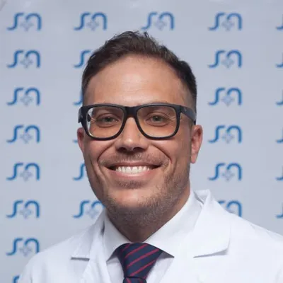 Dr Catá, Ezequiel