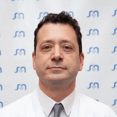Dr Cirrincione, Ariel