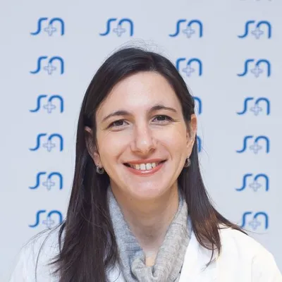 Dra Deluca, Débora