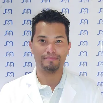 Dr Gil Frattari, Marcos