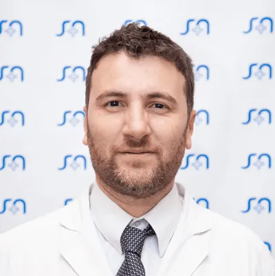 Dr Martínez, Manuel Esteban