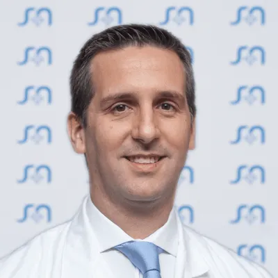 Dr Minig, Mauro