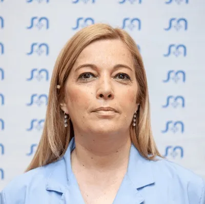 Dra Mirolo, Gabriela