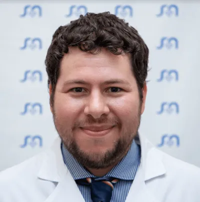 Dr Romero, Federico