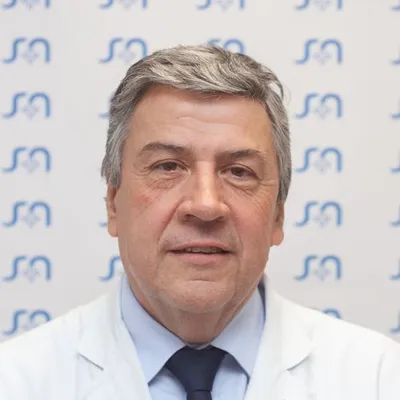 Dr Valenzuela, Carlos
