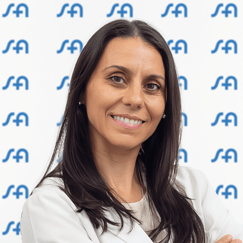 Dra Arato, Gisela