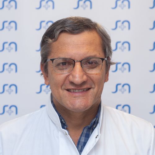Dr Ahumada, Luis
