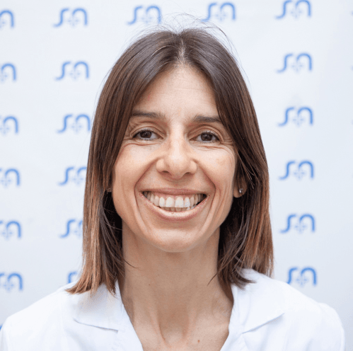 Dr Arias, Viviana