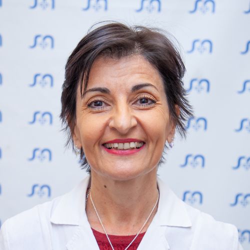 Dra Arja, Ana María