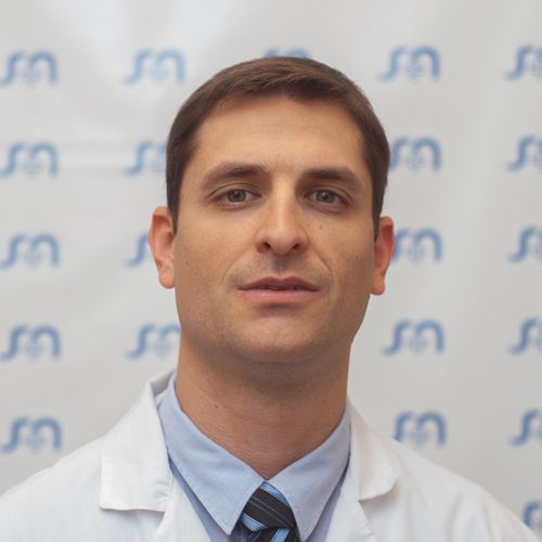 Dr Clavero, Matías