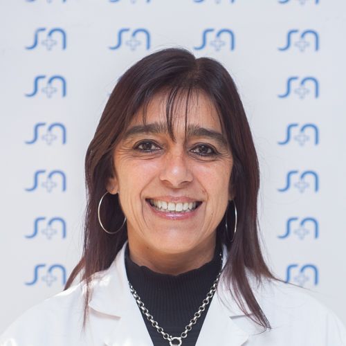 Dra Cooke, Ivana