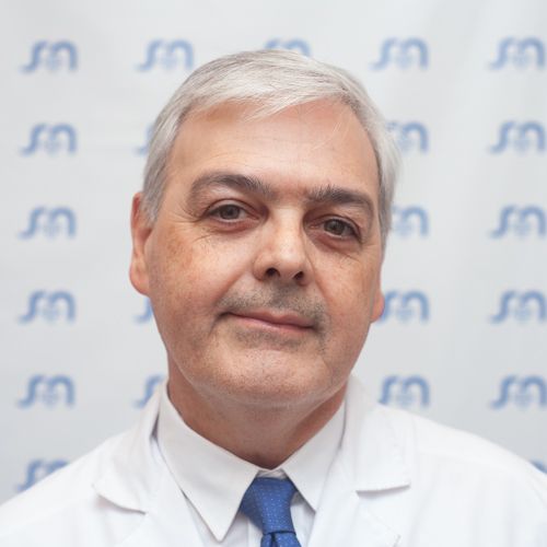 Dr Cooke, Roberto