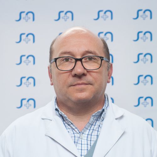 Dr Gonzalez, Tomás