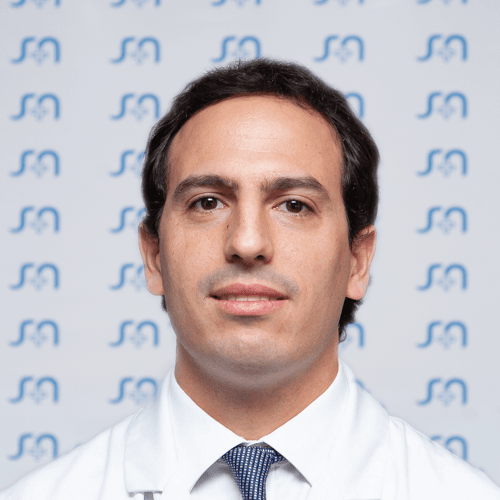 Dr Larsson, Juan Carlos Ignacio