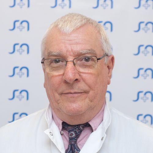 Dr Macchione, Eduardo