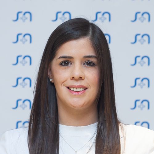 Dra Martínez, Cecilia
