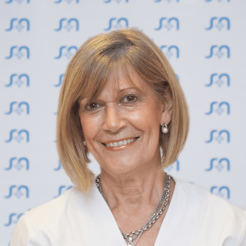 Dr Riera, Mónica Lilian