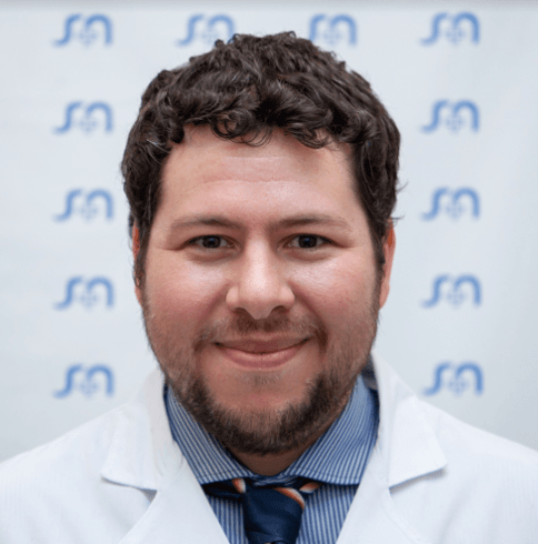Dr Romero, Federico