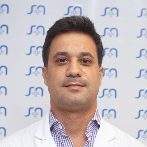 Dr Tavíp, Leonardo