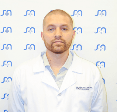 Dr Yance, Maximiliano