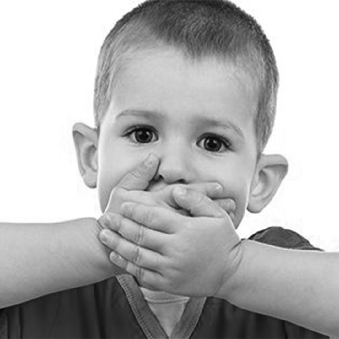 ¿Por qué los niños se traban al hablar?